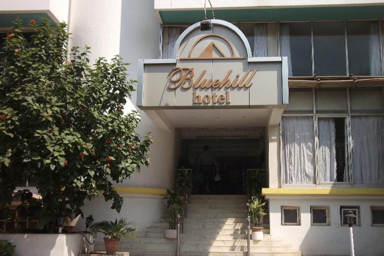 Hotel Bluehill Bhavnagar Exterior photo